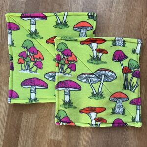 Guinea Pig Small Animal P Pads X2 Lap 16" Oversized Reversible Washable Reusable